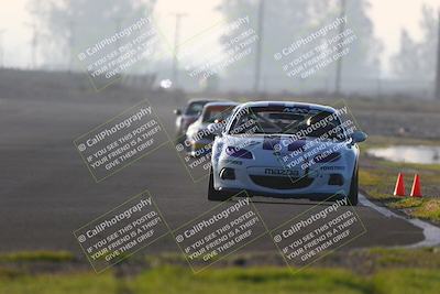 media/Jan-18-2026-CalClub SCCA (Sun) [[8bc6468723]]/Group 7 Race/Turn 1/